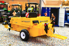 Load image into Gallery viewer, MM2522 Marge Models 1:32 Scale New Holland Hayliner 275 Small Square Baler