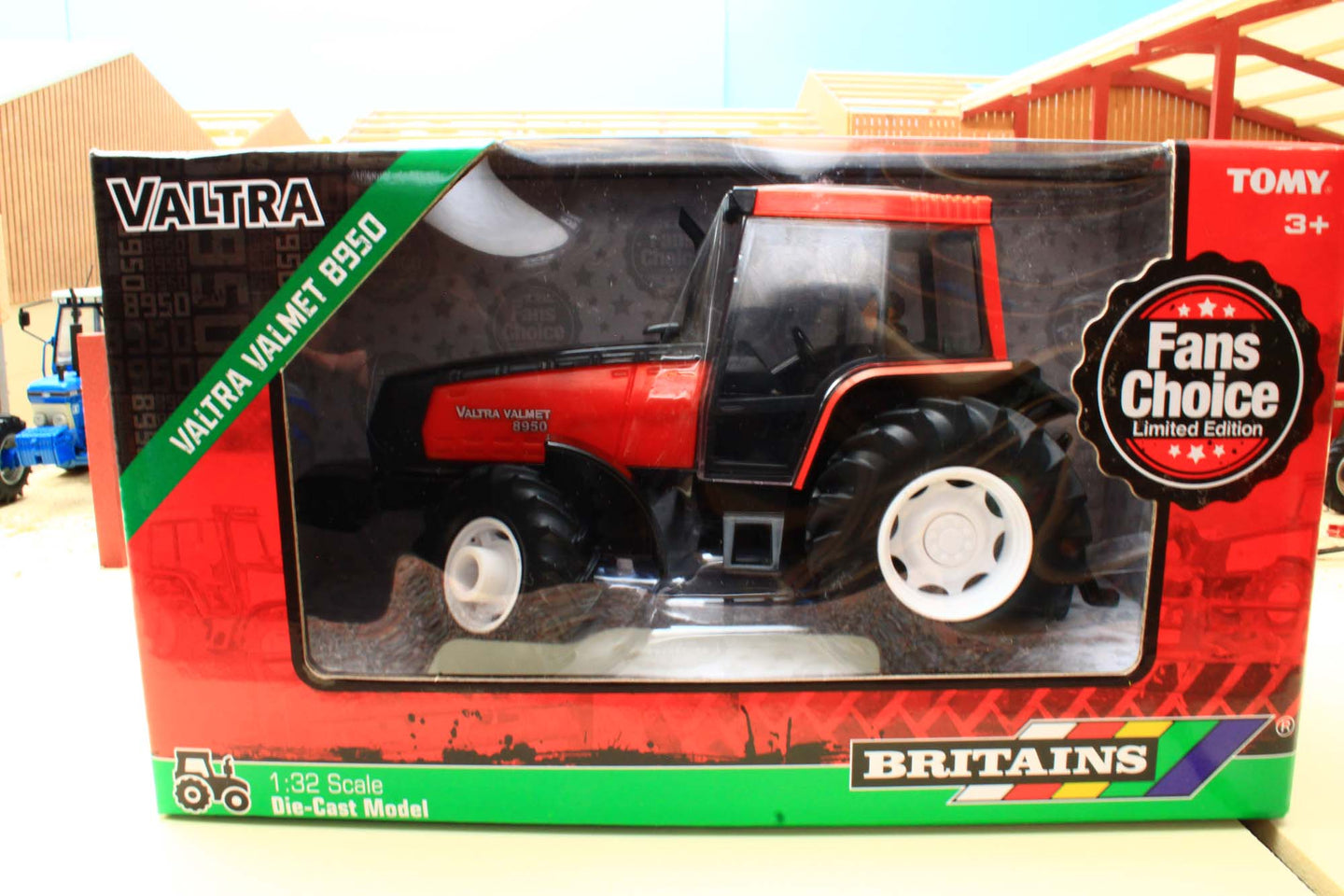 No 1 BROKEN 43342 Britains Valtra Valmet 8950 Tractor (Fans Choice!) BROKEN - BROKEN WHEEL AS SHOWN