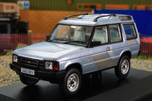 Load image into Gallery viewer, OXF43DS1002 Oxford Diecast 1:43 Scale Land Rover Discovery 1 in Mistral 3 Blue