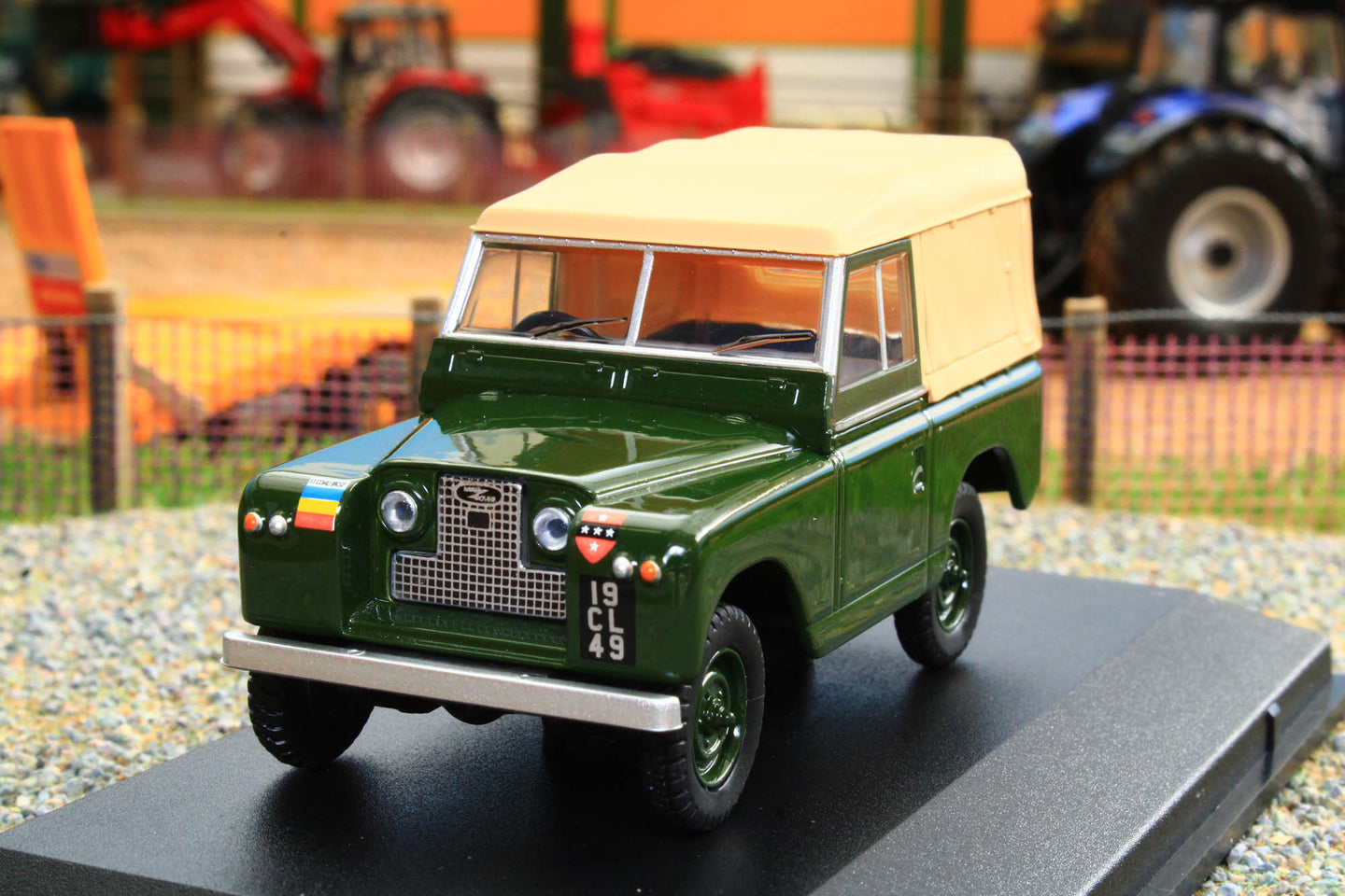 OXF43LR2S006 Oxford Diecast 1:43 Scale Land Rover Series II SWB Canvas REME