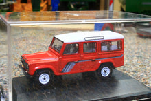 Load image into Gallery viewer, OXF76DEF018 Oxford Diecast 1:76 Scale Land Rover Defender 110 LWB Station Wagon in Masai Red