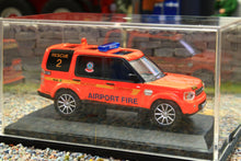 Load image into Gallery viewer, OXF76DIS007 Oxford Diecast 1:76 Scale Land Rover  Discovery 4 Dublin Airport Fire