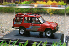 Load image into Gallery viewer, OXF76DS1001 Oxford Diecast 1:76 Scale land Rover Discovery 1 in Foxfire Red