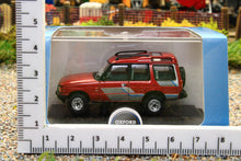 Load image into Gallery viewer, OXF76DS1001 Oxford Diecast 1:76 Scale land Rover Discovery 1 in Foxfire Red