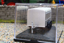Load image into Gallery viewer, OXF76FARM001 Oxford Diecast 1:76 Scale Livestock Trailer
