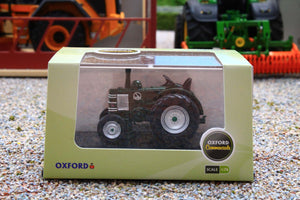 OXF76FMT001 Oxford Diecast 1:76 Scale Field Marshall Tractor