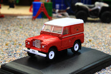 Load image into Gallery viewer, OXF76LR3S008 Oxford Diecast 1:76 Scale Land Rover Series III Royal Mail