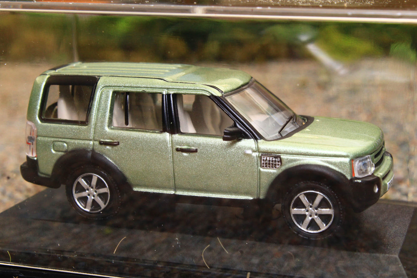 OXF76LRD009 Oxford Diecast 1:76 Scale Land Rover Discovery 3 in Vienna Green