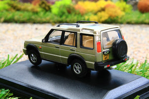 OXF76LRD2002 Oxford Diecast 1:76 Scale Land Rover Discovery 2 in White Gold