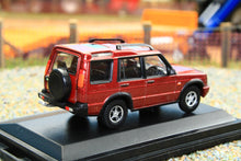 Load image into Gallery viewer, OXF76LRD2003 Oxford Diecast 1:76 Scale Land Rover Discovery 2 in Alveston Red