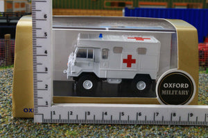 OXF76LRDCG003 Oxford Diecast 1:76 Scale Land Rover Forward Control GS Ambulance