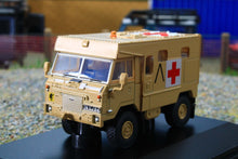 Load image into Gallery viewer, OXF76LRFCA001 Oxford Diecast 1:76 Scale Land Rover Forward Control FC Ambulance Gulf War