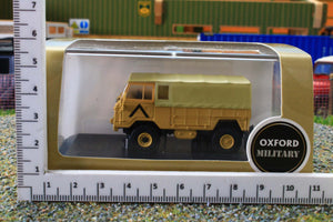 OXF76LRFCA003 Oxford Diecast 1:43 Scale Land Rover Forward Control 24 Field Ambulance Bosnia