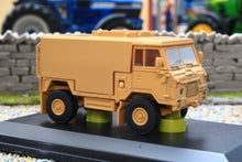 Load image into Gallery viewer, OXF76LRFCS003 Oxford Diecast 1:76 Scale Land Rover Forward Control Signals 4th Armoured Brigade Operation Granby 1990