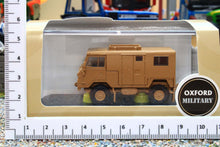 Load image into Gallery viewer, OXF76LRFCS003 Oxford Diecast 1:76 Scale Land Rover Forward Control Signals 4th Armoured Brigade Operation Granby 1990