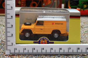 OXF76ROR003B Oxford Diecast 1:76 Scale Land Rover Defender British Rail Road Rail Version