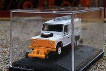 Load image into Gallery viewer, OXF76ROR007 Oxford Diecast 1:76 Scale Land Rover Defender Carillion Road Rail Version