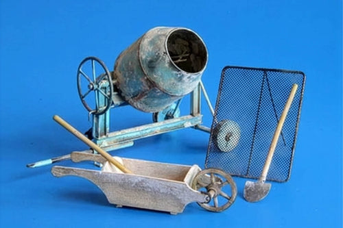PLM361 Plusmodel Cement Mixer (1:35 Scale)