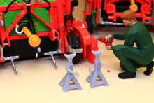Load image into Gallery viewer, PYOA1012 Axle Stands (Requires Painting)