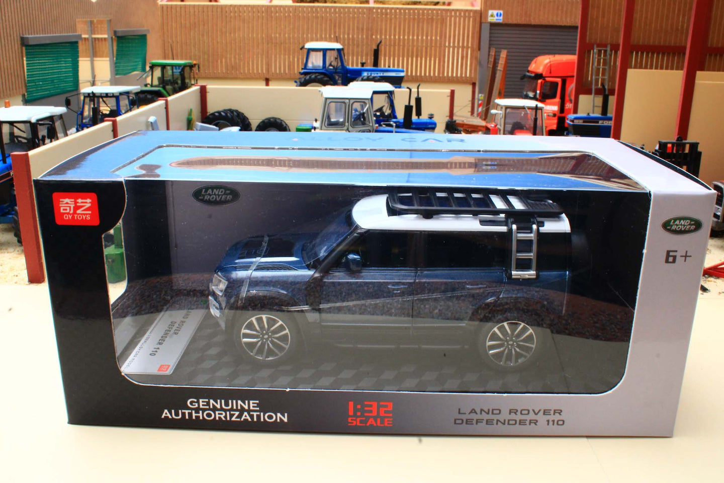 QXT2401017B QY 1:32 Scale New Land Rover Defender 110 in Blue no lights or sound BOX NOT 100%