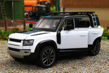 Load image into Gallery viewer, QXT2401017W QY 1:32 Scale New Land Rover Defender 110 in white with lights and sound