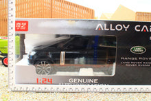 Load image into Gallery viewer, QXT2401184K QY 1:24 Scale Range Rover SV 2022 Version in black with lights and sound