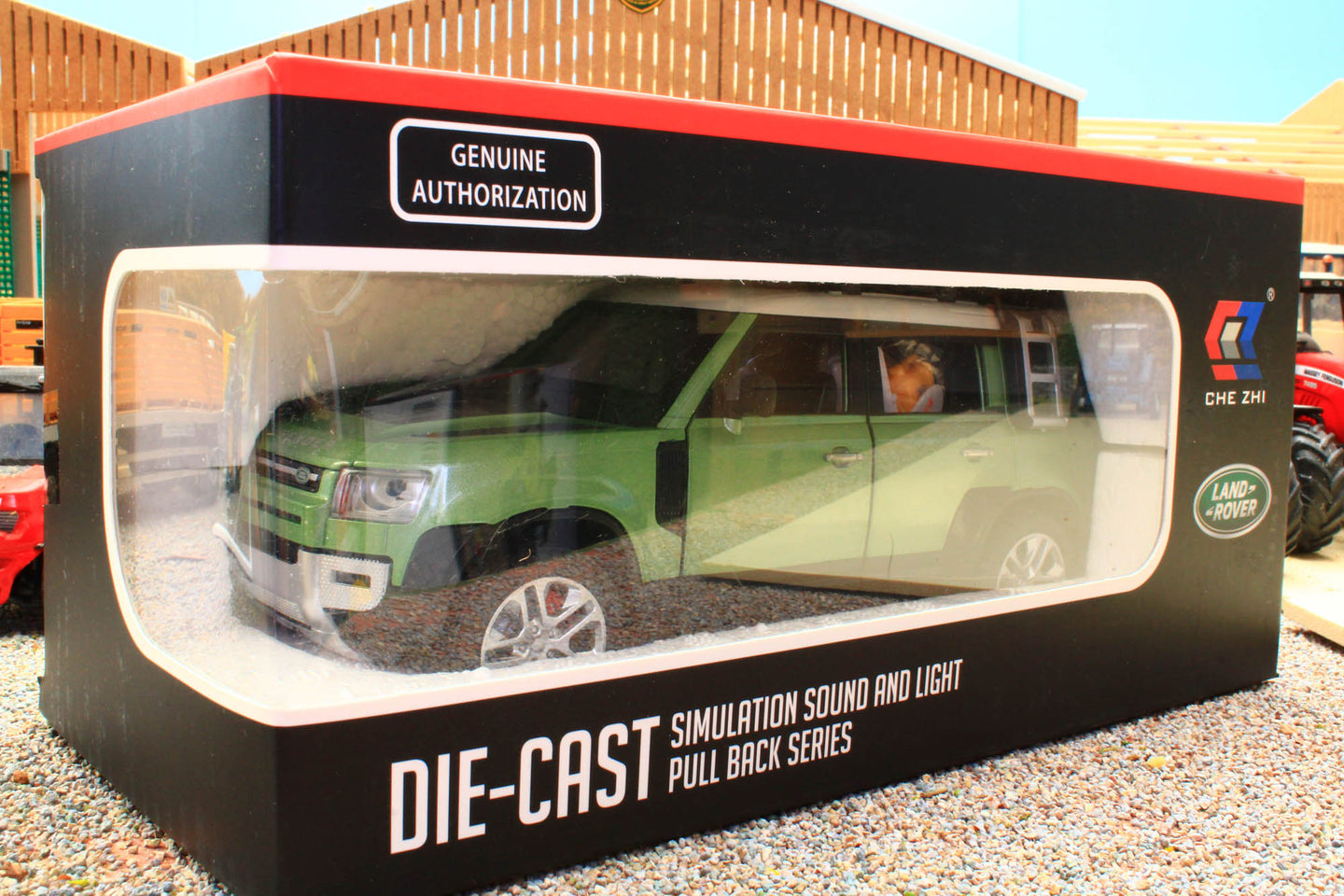 QXT2403214G QY 1:24 Scale Land Rover Defender 110 Outdoor Edition with Accessories in Green