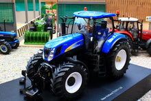 Load image into Gallery viewer, R30126132ScaleROSNewHollandT7070TractorREVPIC17