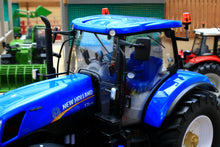 Load image into Gallery viewer, R301399132ScaleROSNewHollandT7-270TractorREVPIC15