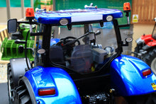 Load image into Gallery viewer, R30140132ScaleROSNewHollandT7-270_BluePower_TractorREVPIC13