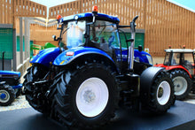 Load image into Gallery viewer, R30140132ScaleROSNewHollandT7-270_BluePower_TractorREVPIC7