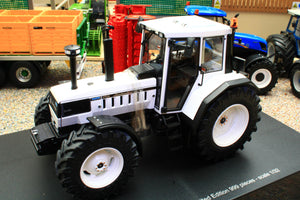 R302099 ROS 1:32 Scale Lamborghini 1706 Second Generation 4WD Tractor in white