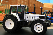 Load image into Gallery viewer, R302099 ROS 1:32 Scale Lamborghini 1706 Second Generation 4WD Tractor in white