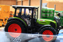 Load image into Gallery viewer, R302648 ROS 1:32 Scale Claas Axos 3.105 4WD Tractor