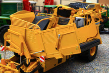 Load image into Gallery viewer, R602595 ROS Ropa Keiler II Trailed 2-Row Potato Harvester