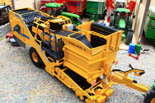 Load image into Gallery viewer, R602595 ROS Ropa Keiler II Trailed 2-Row Potato Harvester