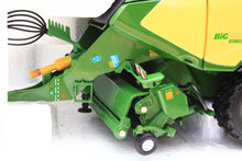 Load image into Gallery viewer, R602618 ROS 1:32 Scale Krone BigPack HDP II 1290 VC Large Square Baler with Bale Collector
