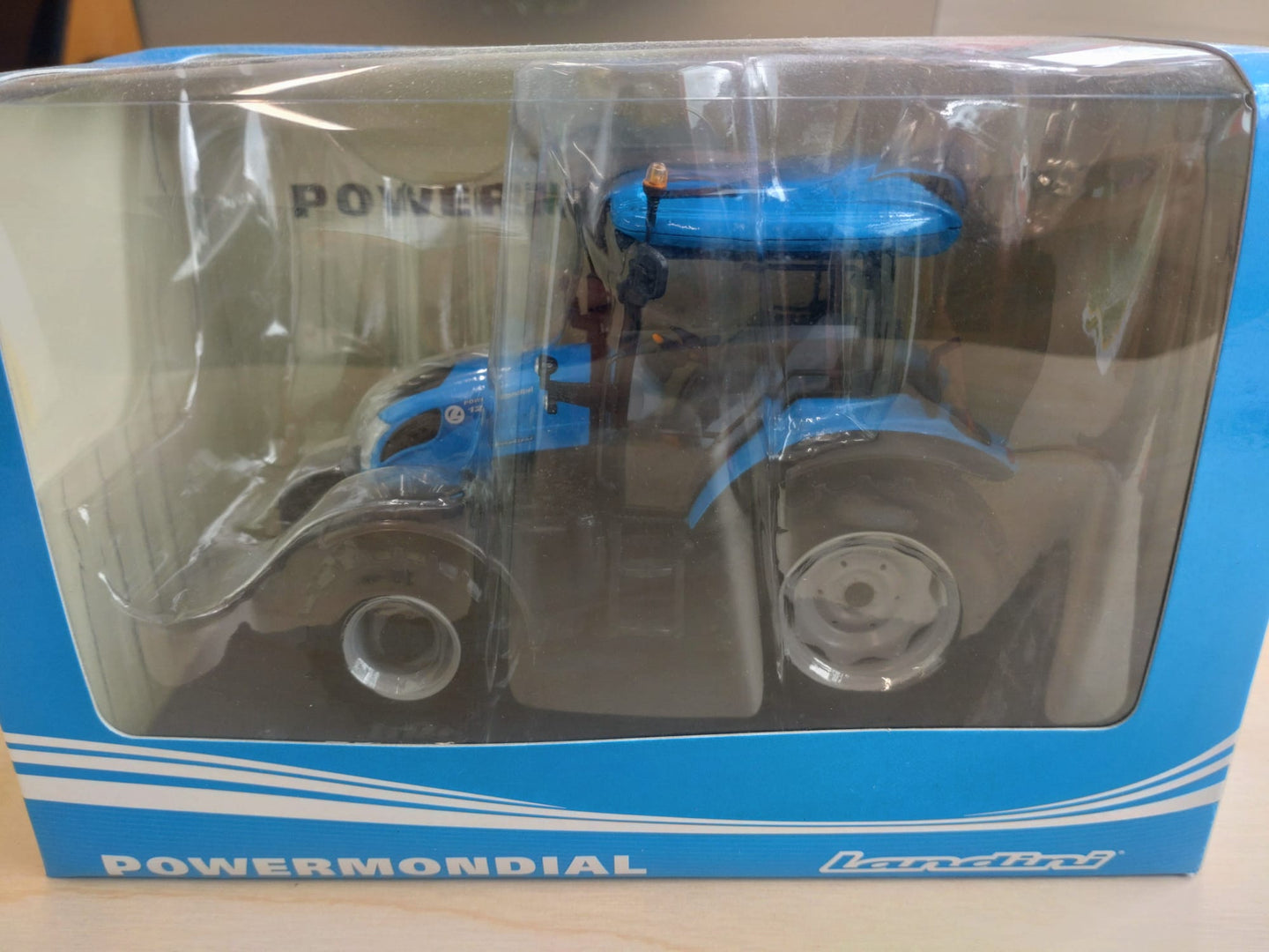 REP083 REPLICAGRI LANDINI POWER MONDIAL 120 TRACTOR Box Not 100%