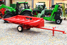 Load image into Gallery viewer, REP131R Replicagri 1:32 IH Corn Header with Trailer