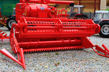 Load image into Gallery viewer, REP283 Replicagri 1:32 Scale Massey Ferguson 510 Combine