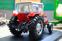 Load image into Gallery viewer, REP516 Replicagri Massey Ferguson 168 Tractor 2WD with cab