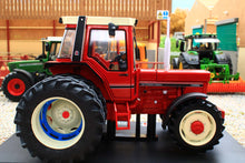 Load image into Gallery viewer, REPACA2021 Replicagri 1:32 Scale International 1056XL with removable duals and driver figure