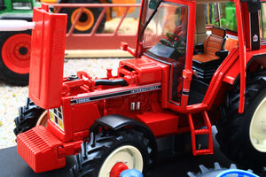 REPACA2021 Replicagri 1:32 Scale International 1056XL with removable duals and driver figure