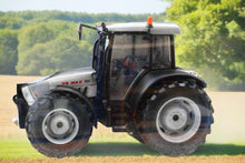 Load image into Gallery viewer, ROS30110 ROS 1:32 Scale Hurlimann XB Max100 4WD Tractor