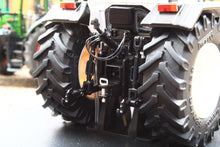 Load image into Gallery viewer, ROS302099 ROS 132 Scale Lamborghini 1706 4WD Tractor