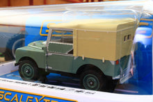Load image into Gallery viewer, SCAC4600 Scalextric 1:32 Scale Land Rover Series 1 HUE 166