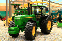 Load image into Gallery viewer, SCH00025 Schuco John Deere 4955 (1988-1989) Limited Edition