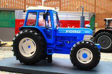 Load image into Gallery viewer, SCH00531 Schuco 1:32 Scale Ford 8210 4WD Tractor Pro Resin Model