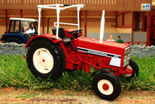Load image into Gallery viewer, Sch07793 Schuco International 433 Tractor With Open Cab Tractors And Machinery (1:32 Scale)