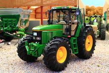 Load image into Gallery viewer, SCH07887 Schuco John Deere 7700 Tractor